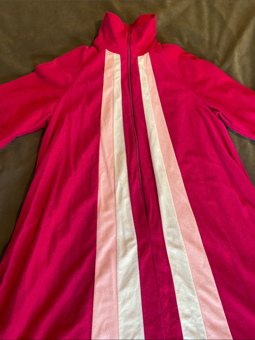 Vintage 70s Butterfield 8 Pink Racing Stripe Zip Up Fleece Loungewear Robe